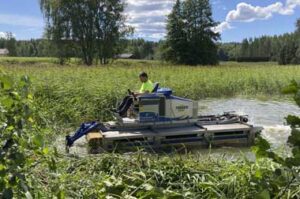 Ruo'on leikkuuta Truxor-laitteella